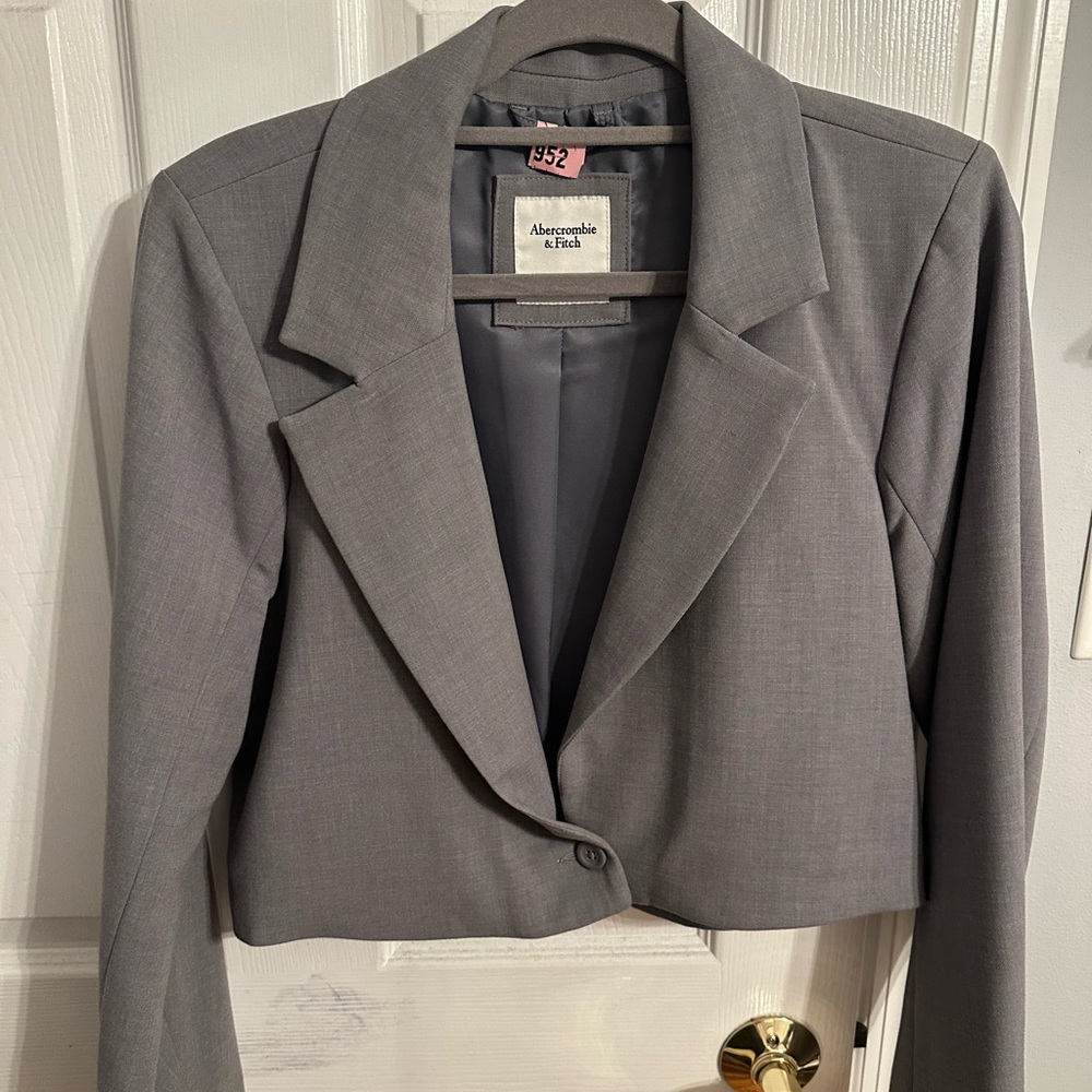 Abercrombie & Fitch Women's Classic Gray Blazer